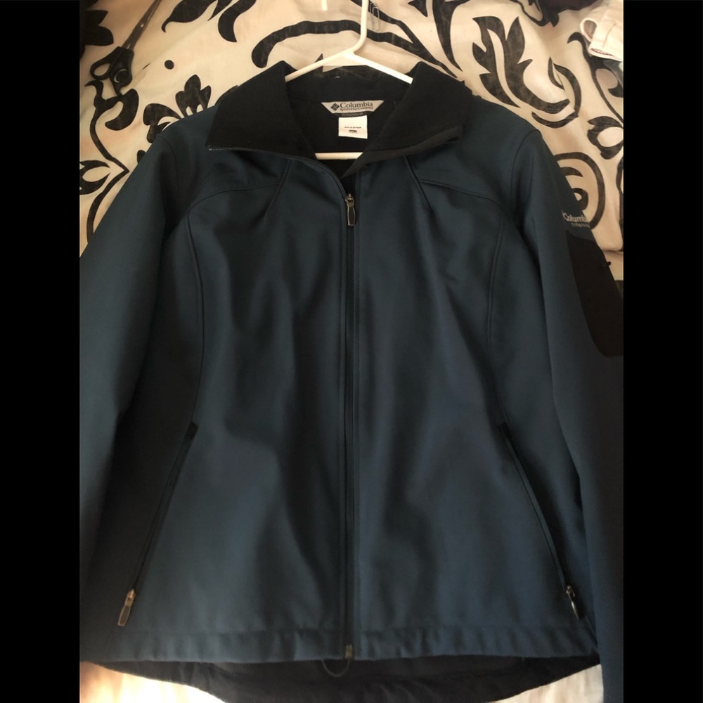 Women’s Columbia Jacket